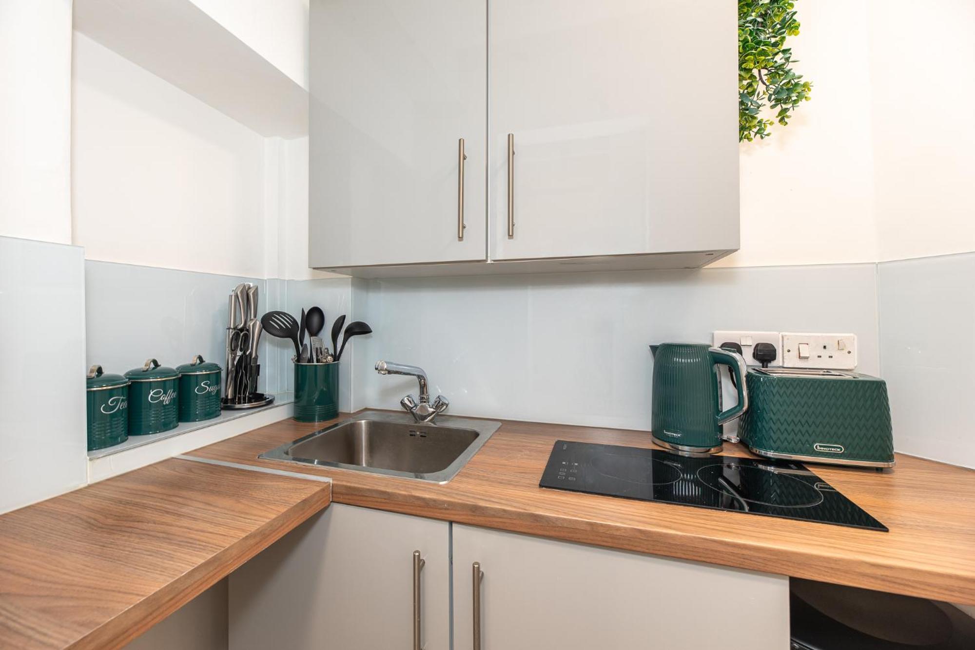Chic Studio Apartment, Bus 18 To Euston In 30 Min. London Kültér fotó